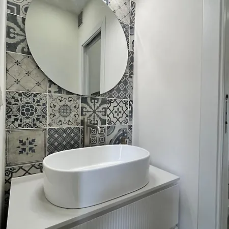 Charming Flat With Seaview