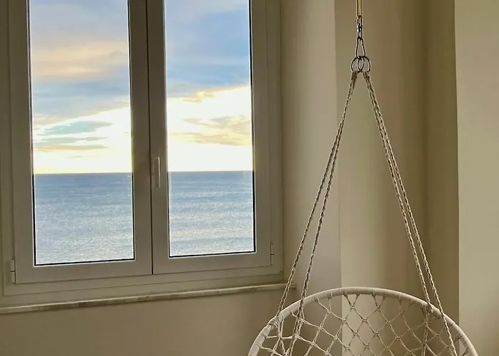 Charming Flat With Seaview Genoa